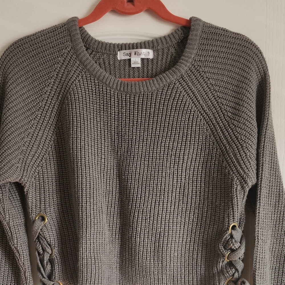 Say What Sweater Women’s Cropped Gray Long Sleeve Size Large